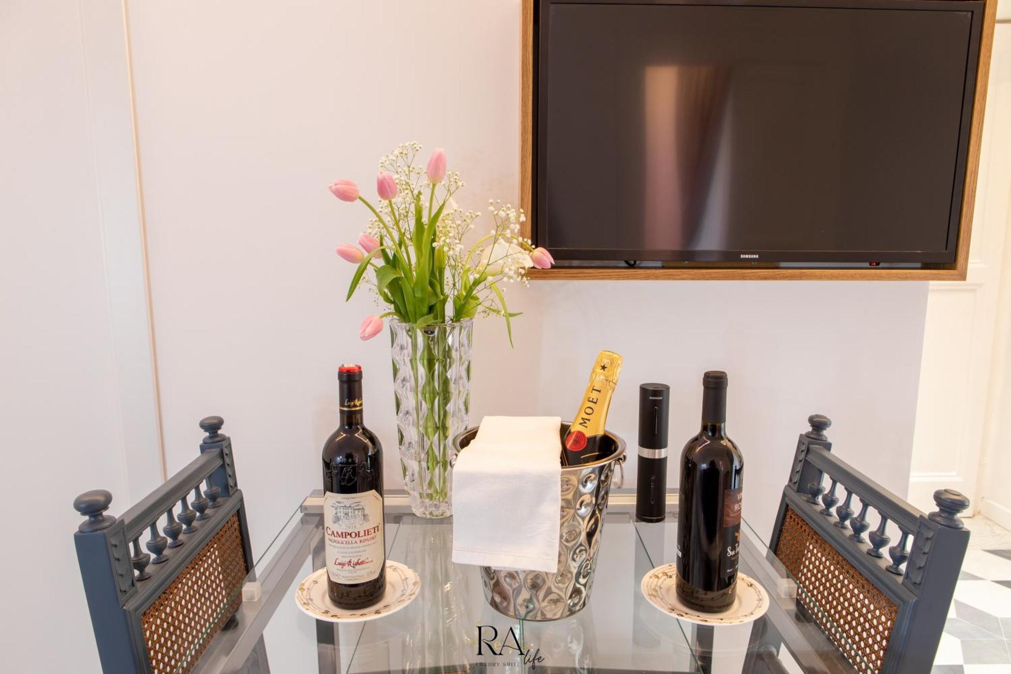 Rea Life Luxury Suite Cava De' Tirreni Exterior photo